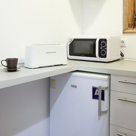 2-Bedroom Apartment For Families Барселона Екстериор снимка